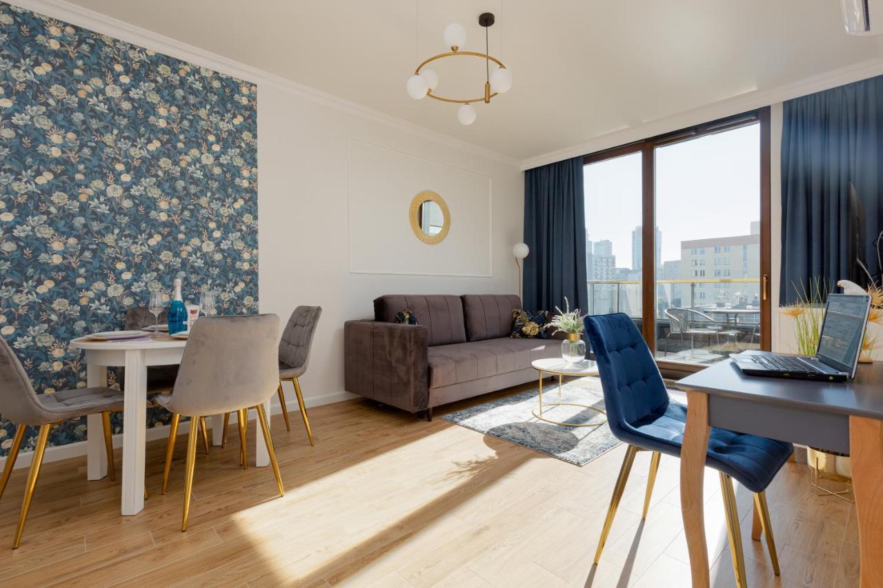 Apartamenty Ogrodowa Business Wola By Renters Prestige Varsovie Extérieur photo