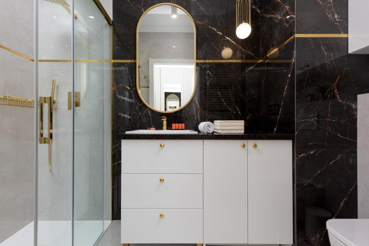 Apartamenty Ogrodowa Business Wola By Renters Prestige Varsovie Extérieur photo