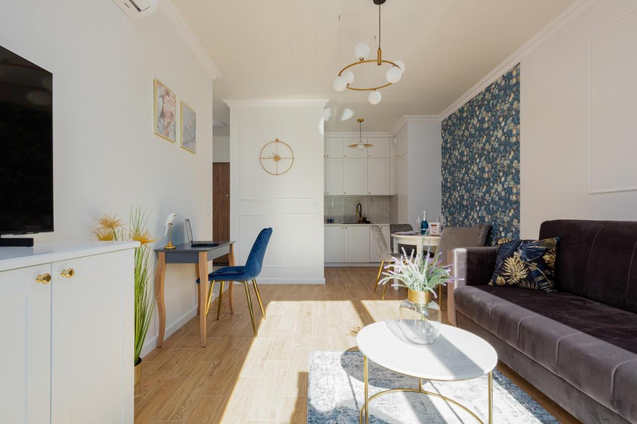 Apartamenty Ogrodowa Business Wola By Renters Prestige Varsovie Extérieur photo
