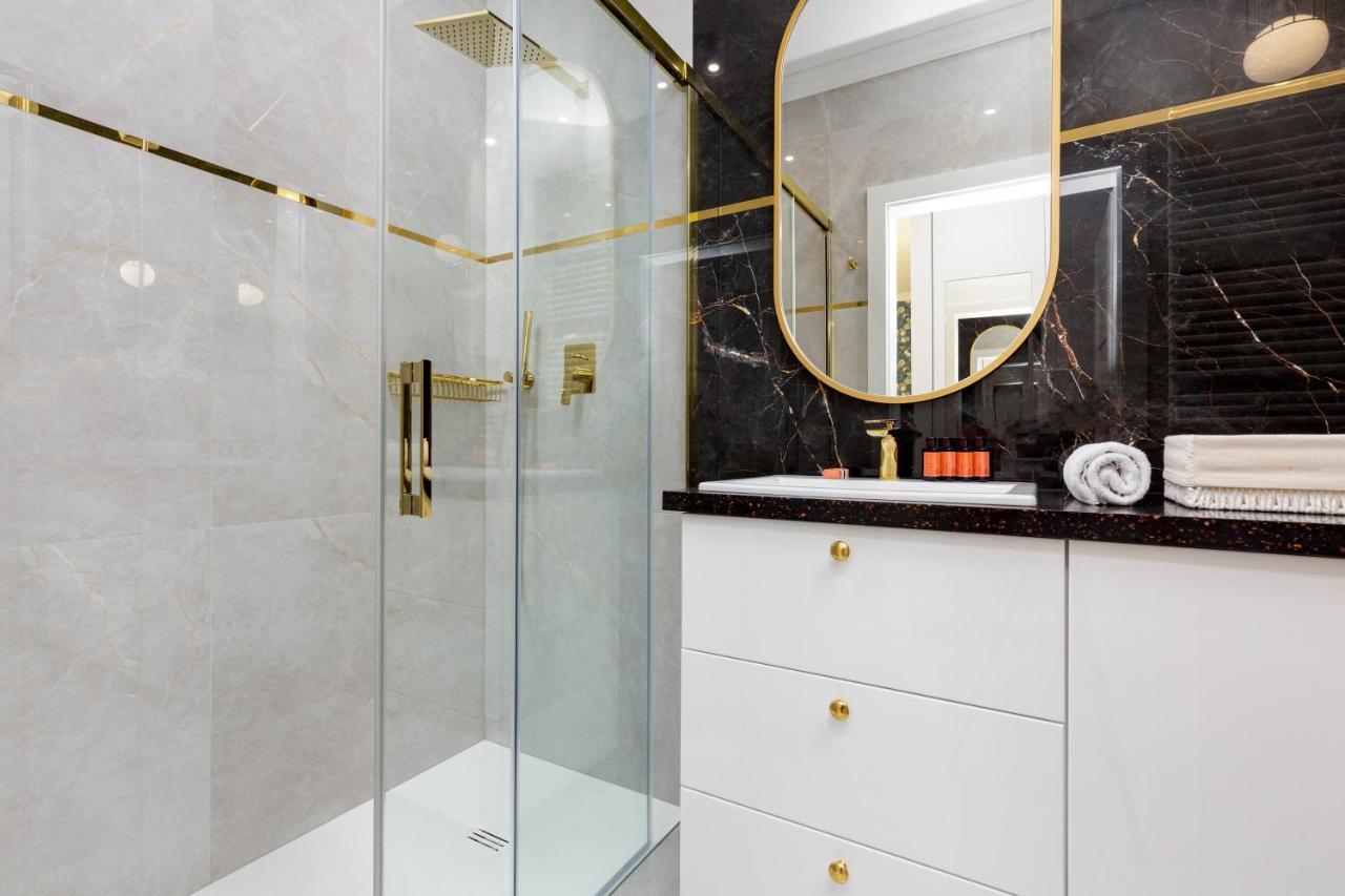 Apartamenty Ogrodowa Business Wola By Renters Prestige Varsovie Extérieur photo