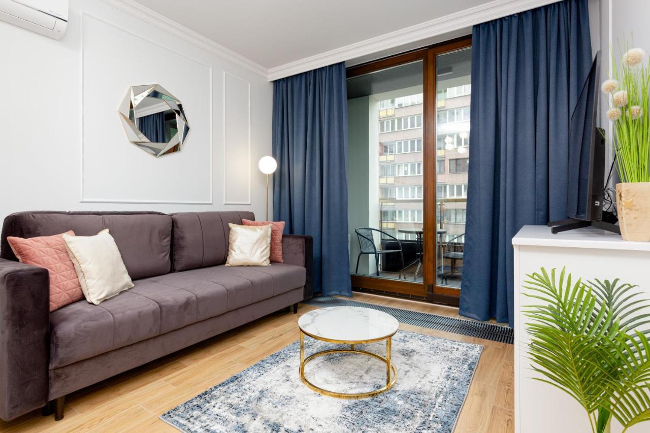 Apartamenty Ogrodowa Business Wola By Renters Prestige Varsovie Extérieur photo