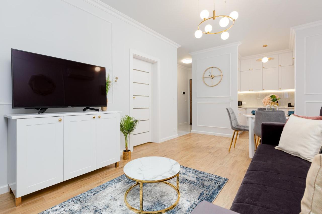 Apartamenty Ogrodowa Business Wola By Renters Prestige Varsovie Extérieur photo